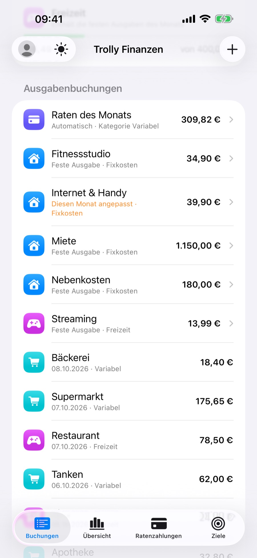 Buchungsliste mit den festen Ausgaben des Monats, eine davon nur für diesen Monat angepasst