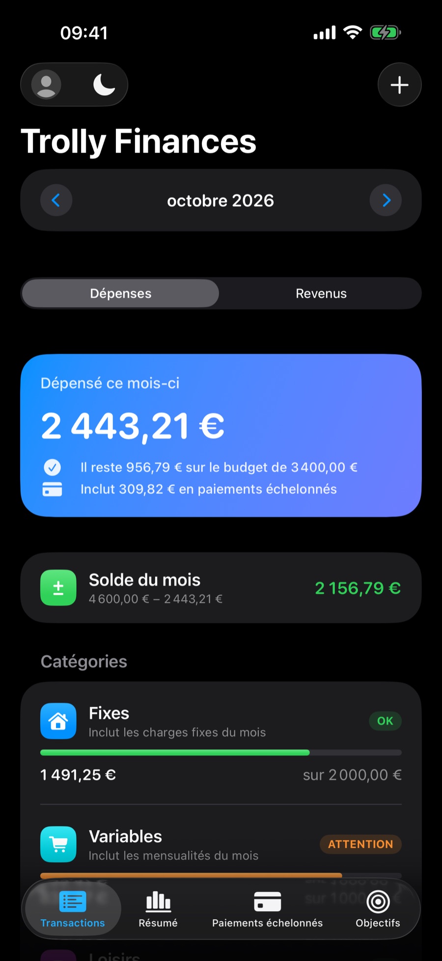 Onglet Résumé en mode sombre, avec les cartes du mois et le graphique par catégorie